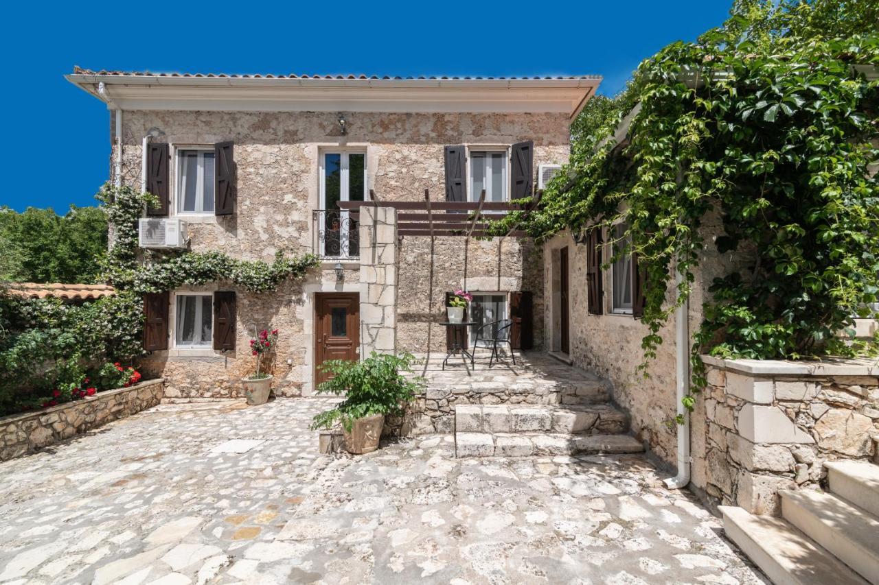 Villa Callisto- Elegant Restored Villa With Pool Yírion Eksteriør billede