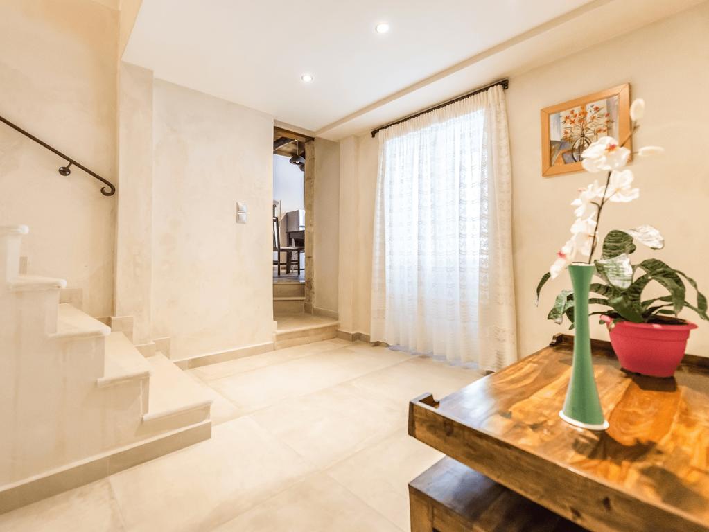 Villa Callisto- Elegant Restored Villa With Pool Yírion Eksteriør billede